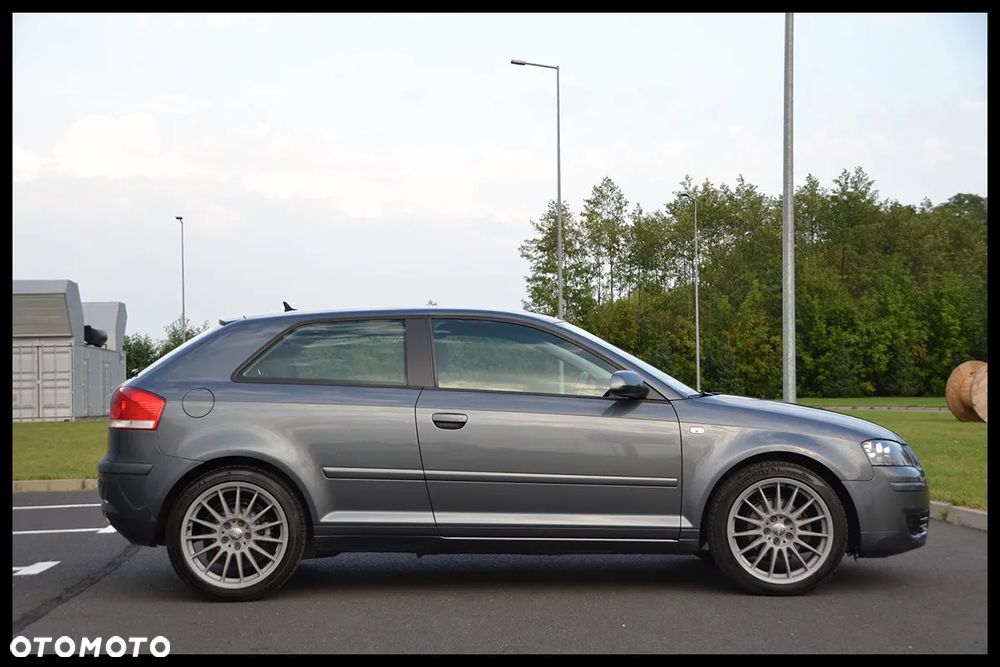 Audi A3 1.9 TDI DPF S tronic Attraction - 27