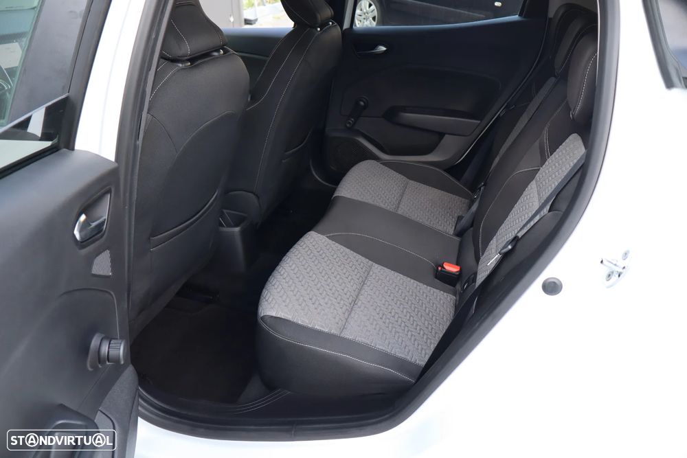 Renault Clio 1.0 TCe Limited Bi-Fuel - 16