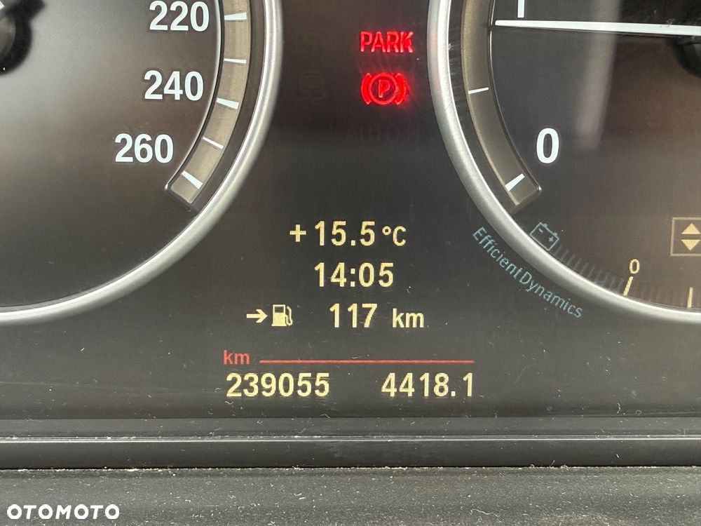 BMW Seria 5 520d Luxury Line - 21