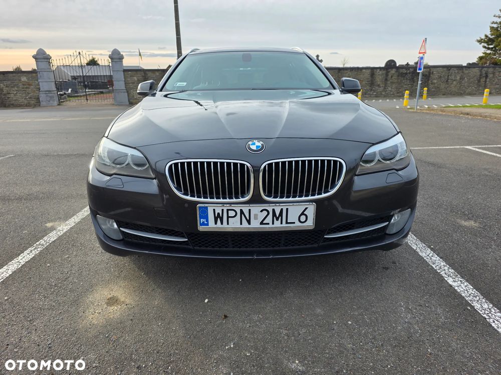 BMW Seria 5 520d xDrive - 3