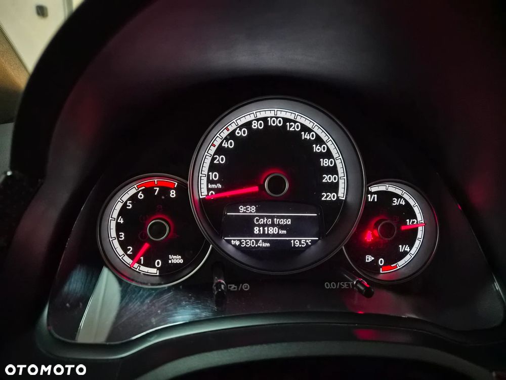 Volkswagen up! - 16