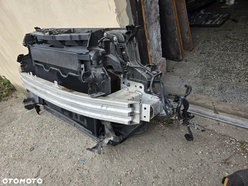 PAS PRZEDNI WZMOCNIENIE BELKA CHŁODNICE Chrysler Pacifica 3,6 17- - 2