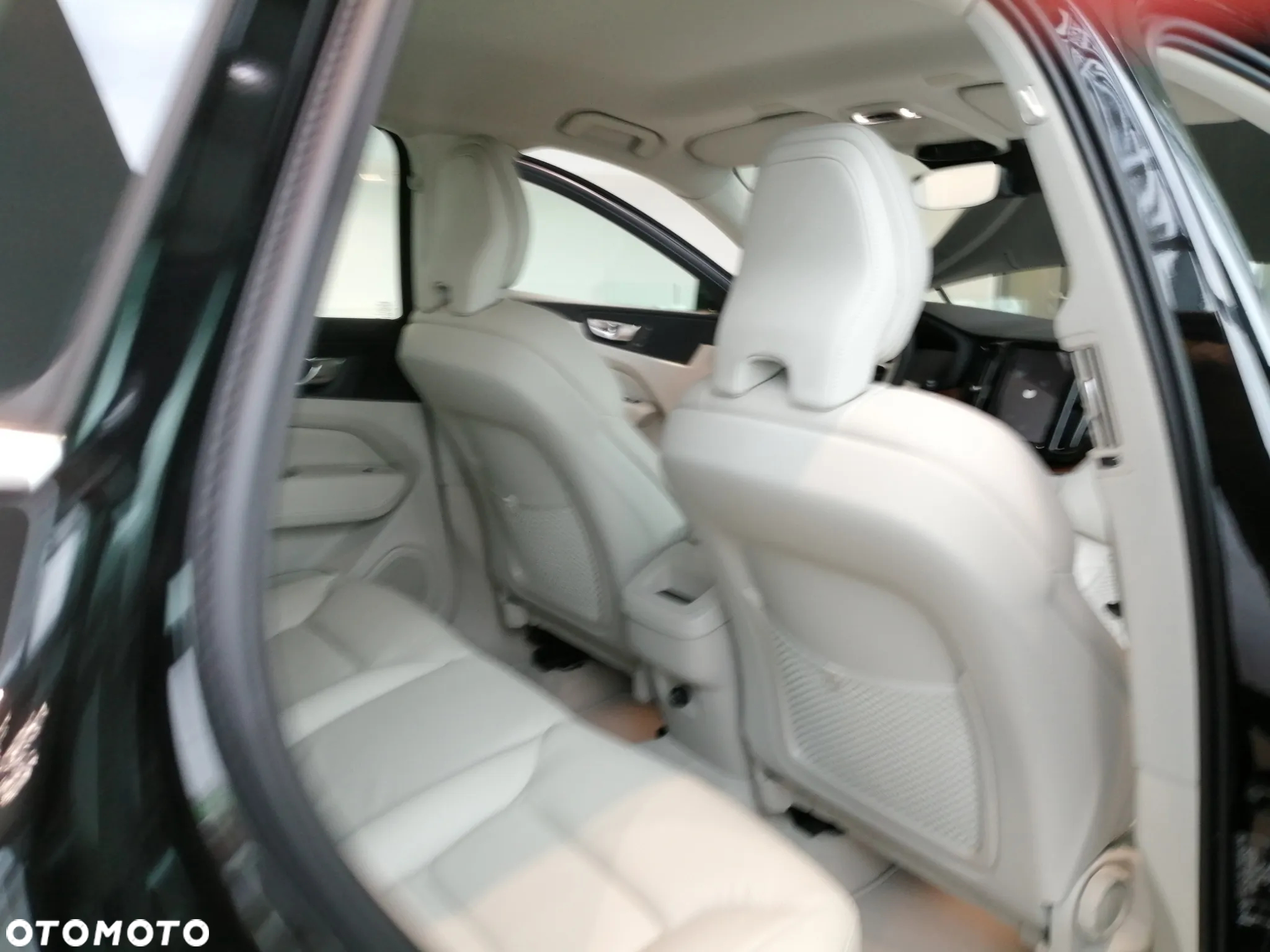 Volvo XC 60 B5 B Inscription - 11