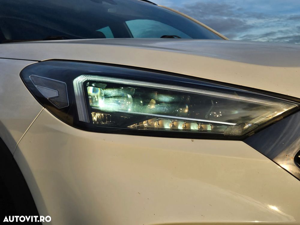 Hyundai Tucson blue 1.6 CRDi 4WD DCT Premium - 19