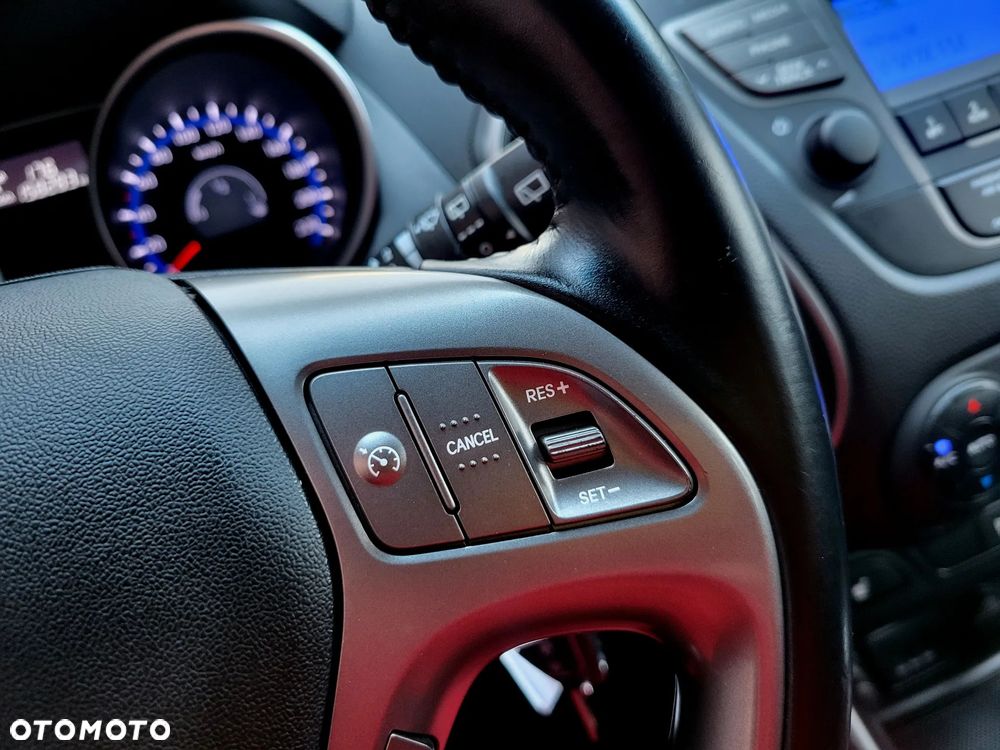 Hyundai ix35 1.6 GDI Premium 2WD - 19