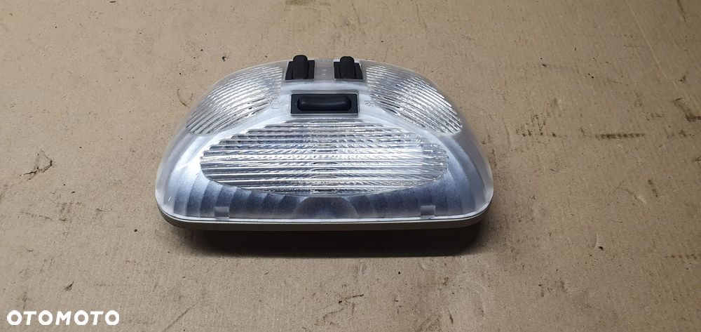 Lampka oświetlenie kabiny podsufitki Nissan Almera Tino - 2