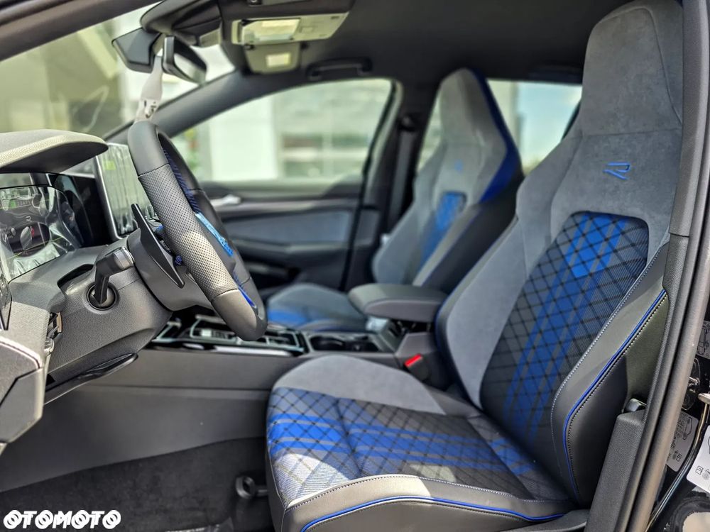 Volkswagen Golf Variant - 12