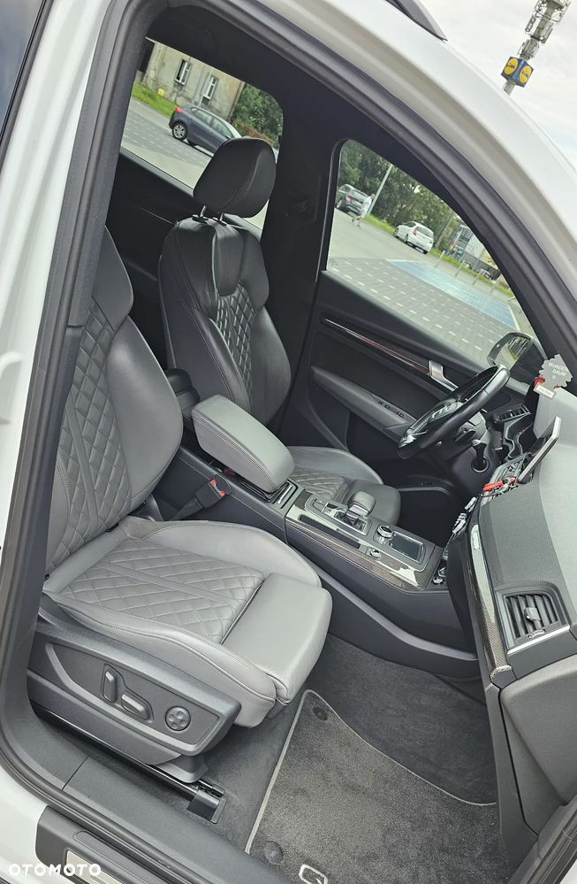Audi SQ5 - 12
