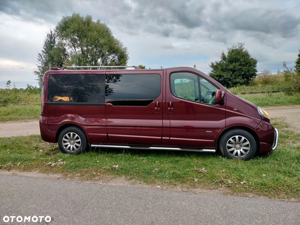 Opel vivaro - 9