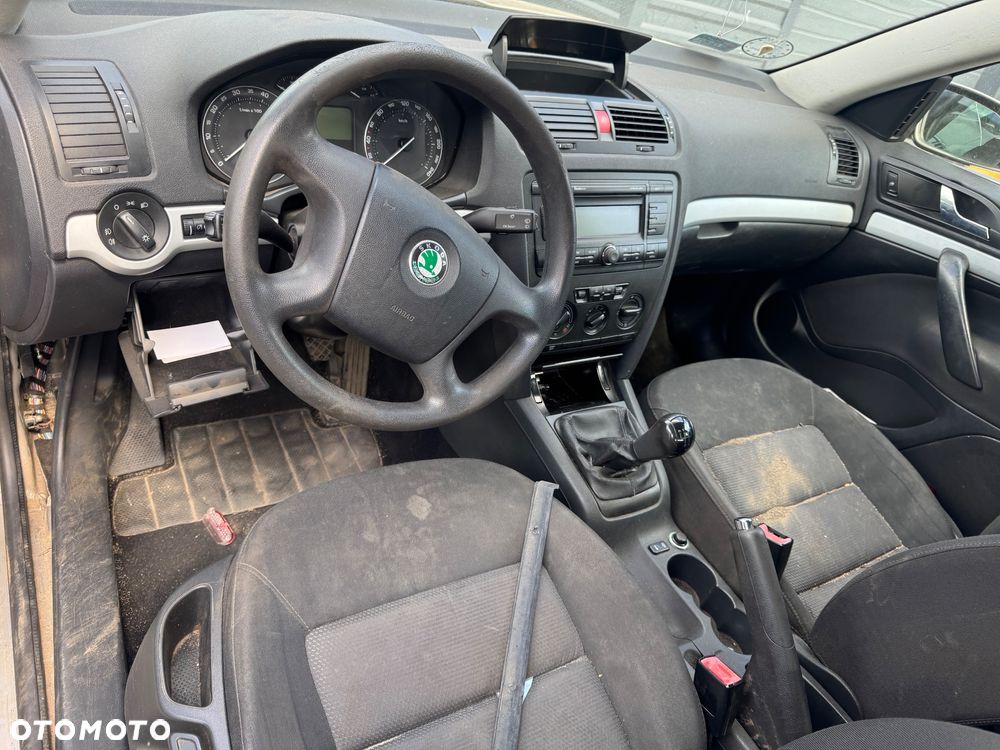 Skoda Octavia II 1.6 na części - 5