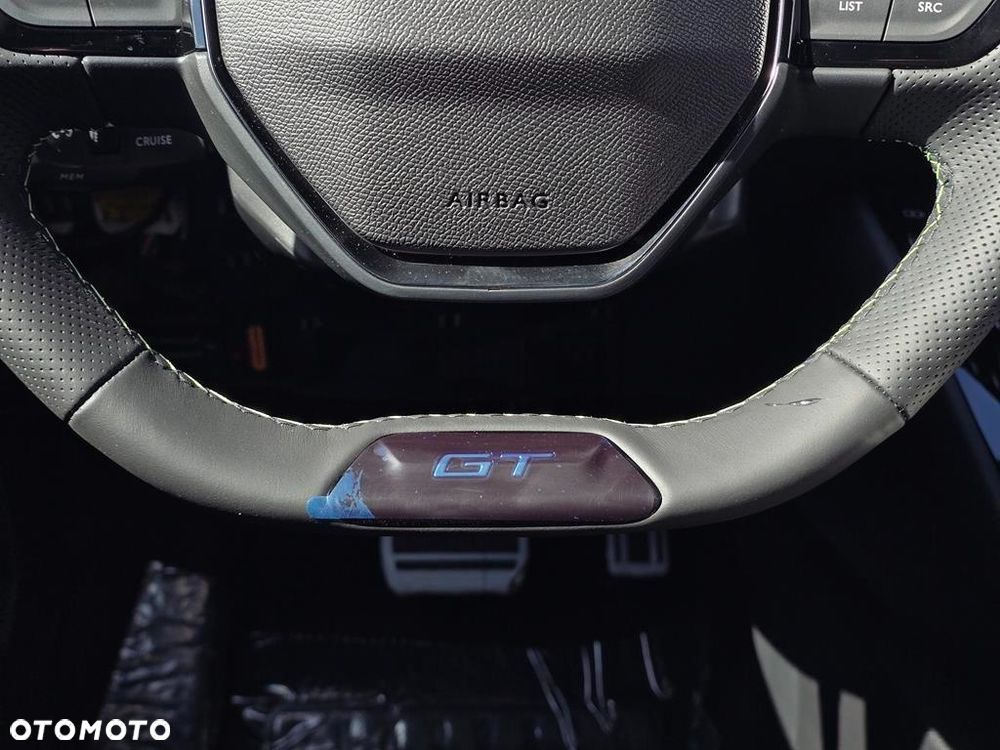 Peugeot 2008 PureTech mHEV GT e-DCS6 - 10