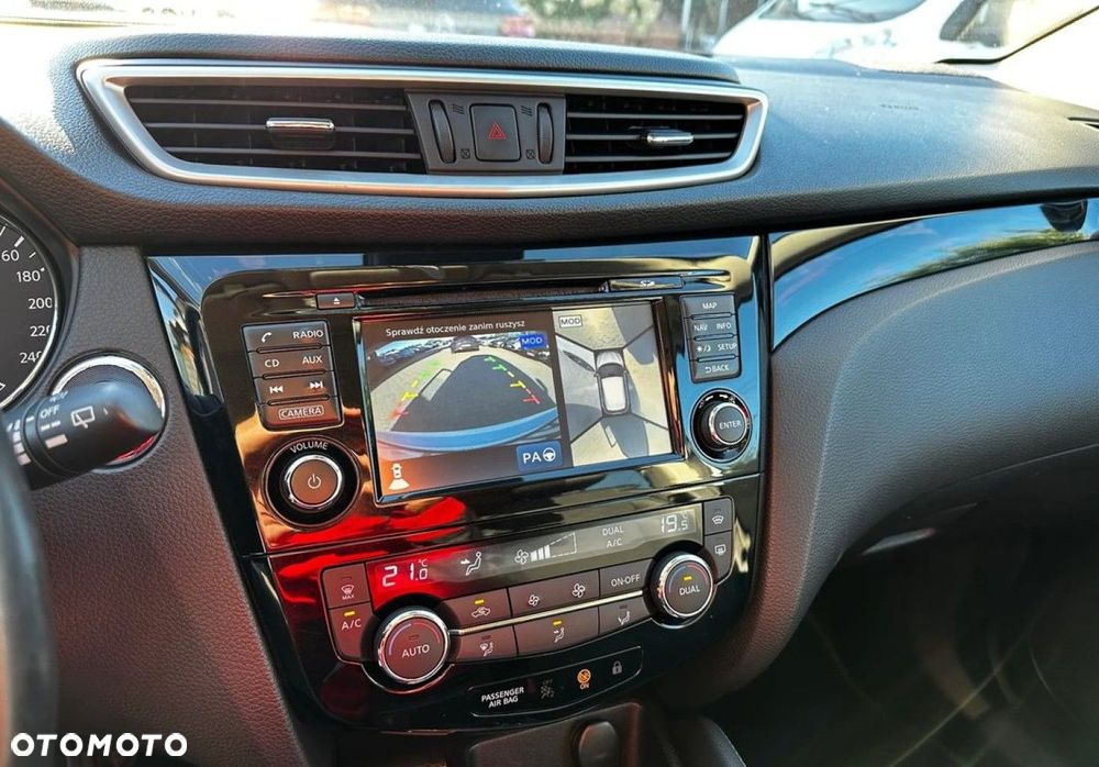 Nissan Qashqai - 14