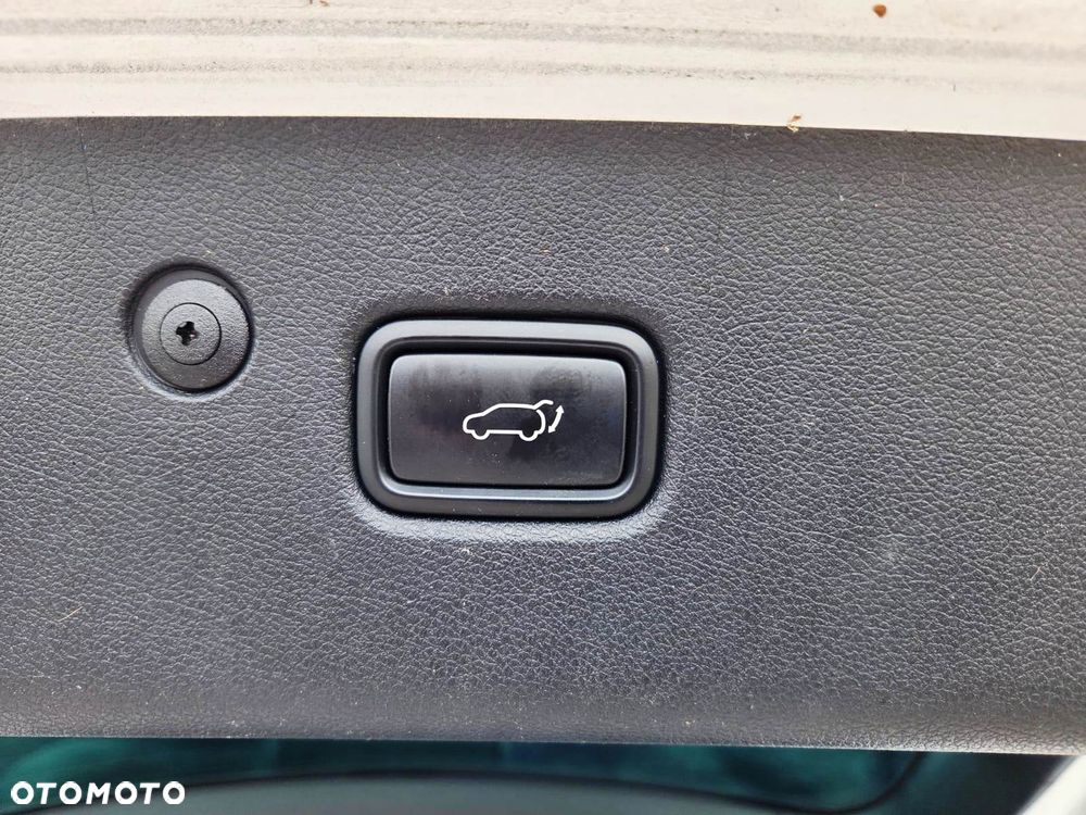 Kia Sportage 1.6 CRDI AWD Eco-Dynamics+ (48V M-H) GT LINE - 23