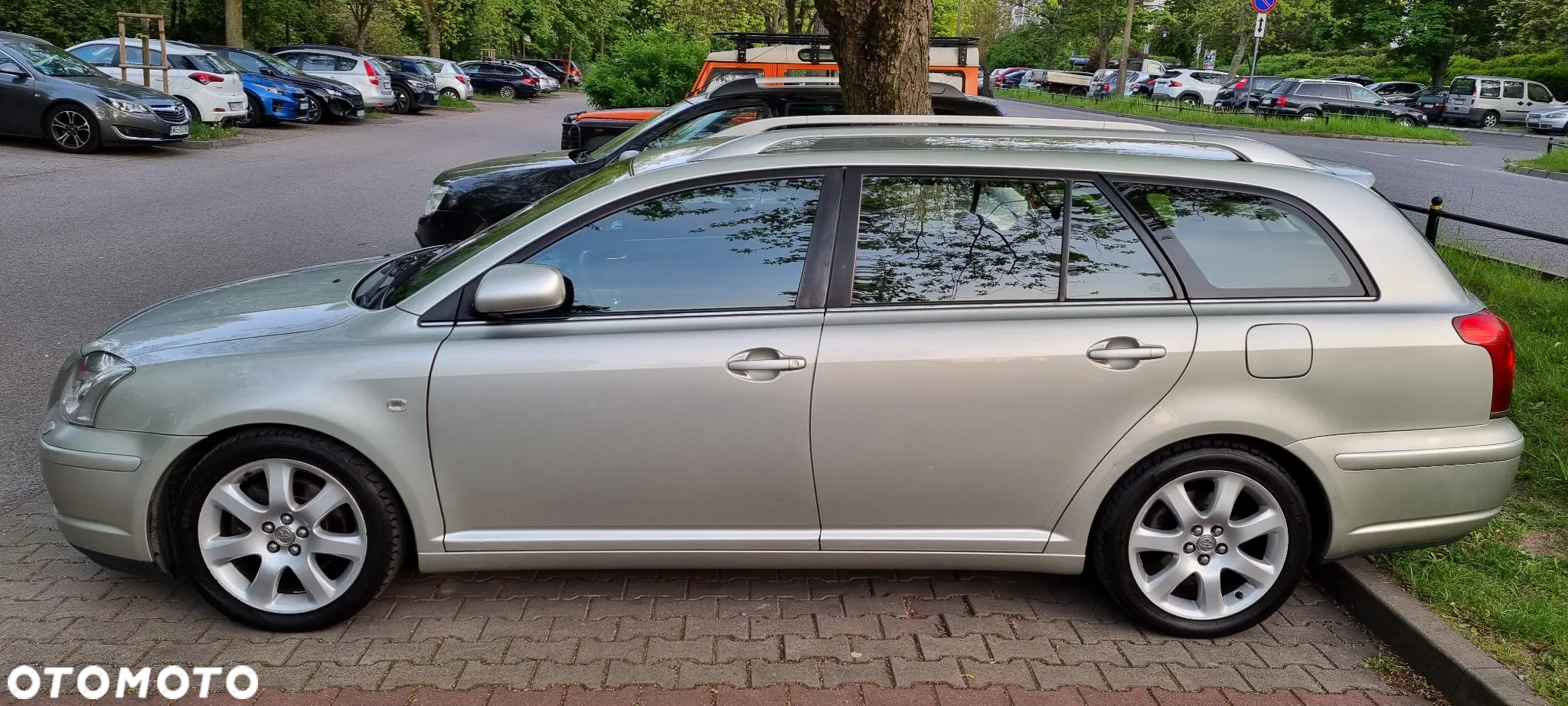 Toyota Avensis - 3