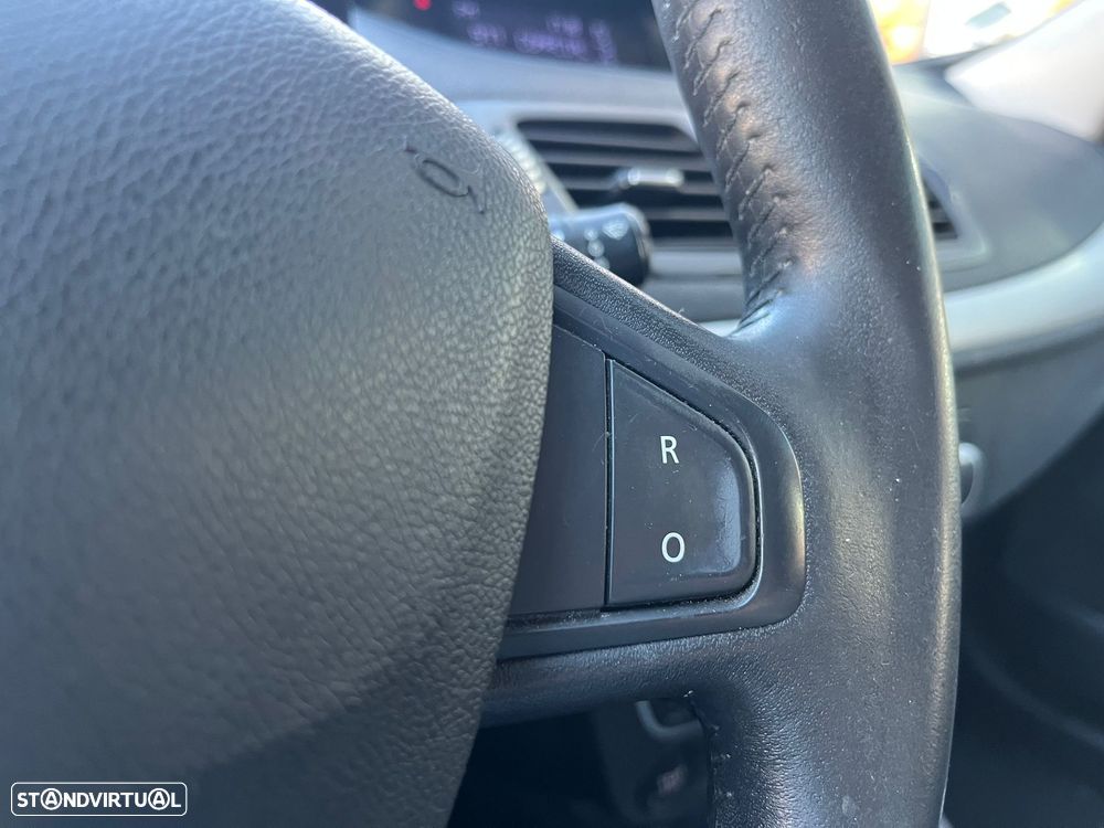 Renault Mégane Sport Tourer 1.5 dCi Dynamique - 16