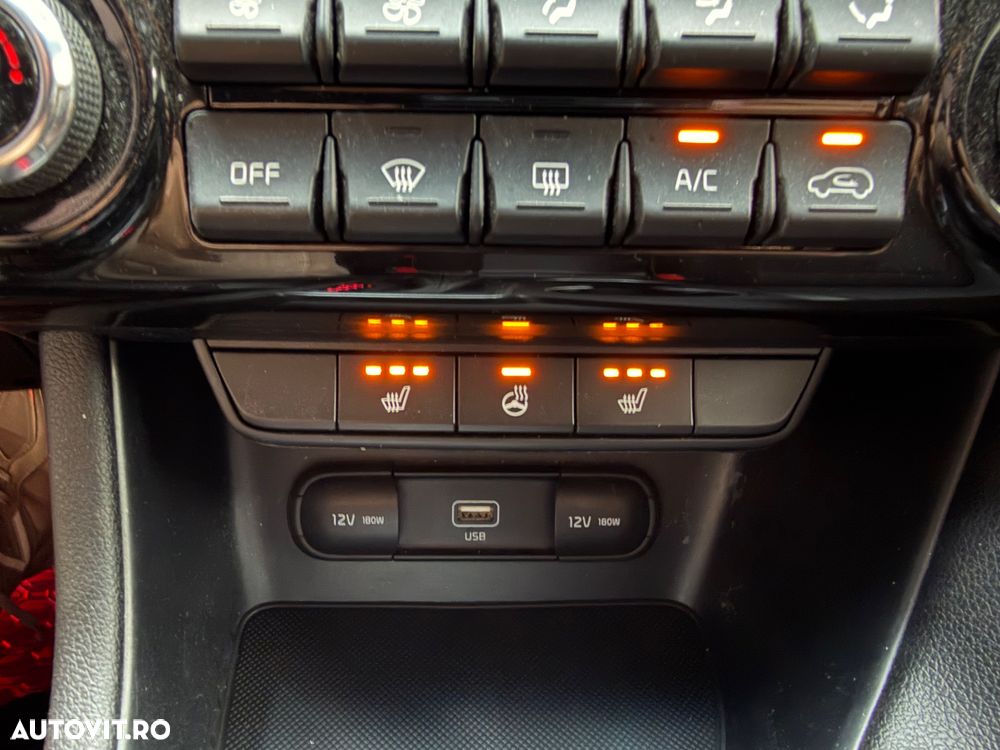 Kia Sportage 1.6 T-GDI 7DCT 4x4 GT Line - 19