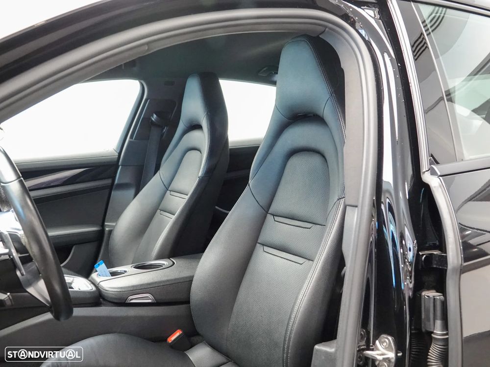 Porsche Panamera 4 E-Hybrid - 19
