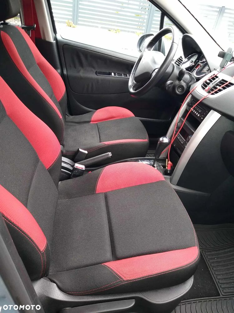 Peugeot 207 120 Automatik Sport - 10