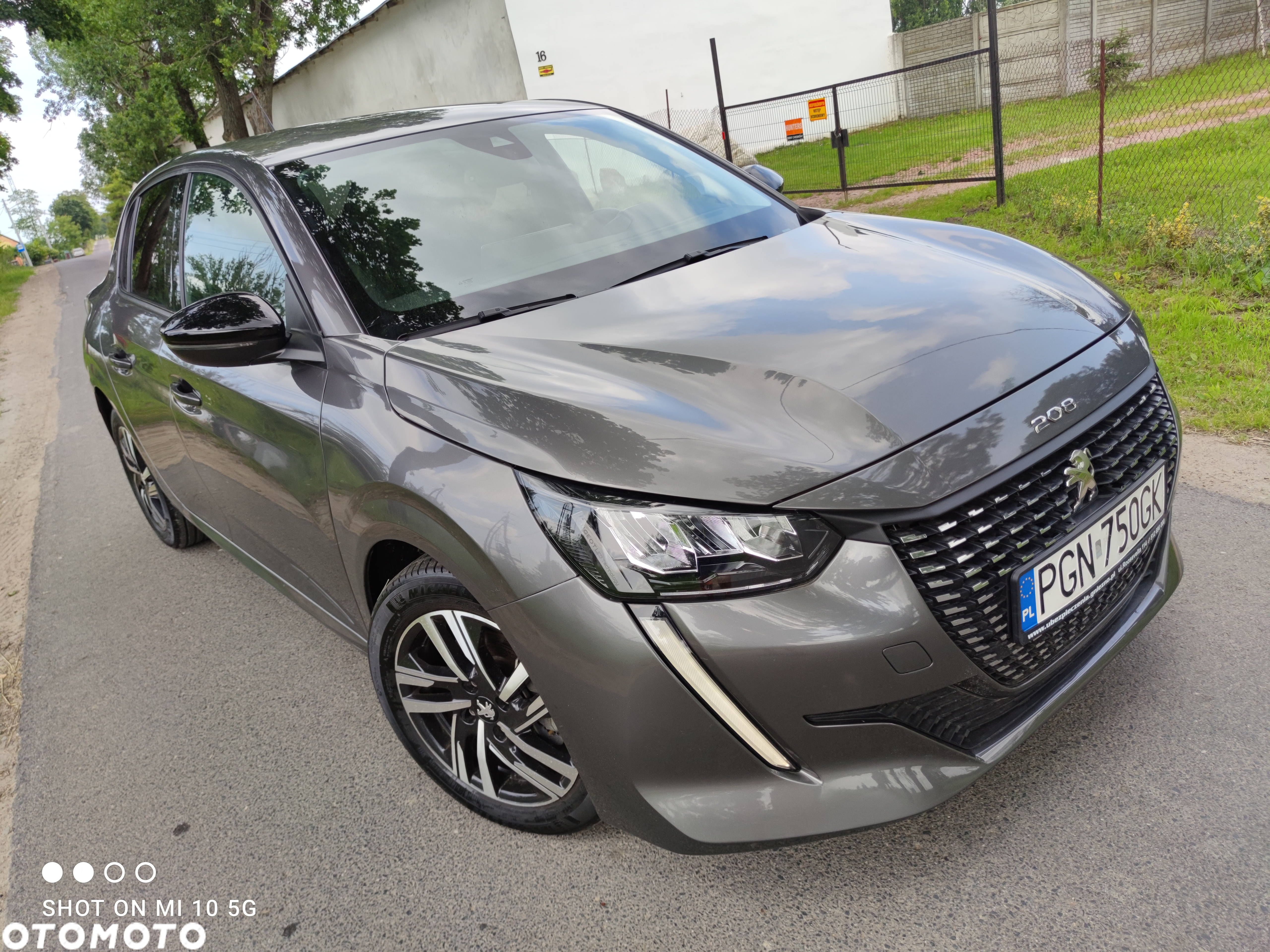 Peugeot 208 PureTech 100 Allure - 4