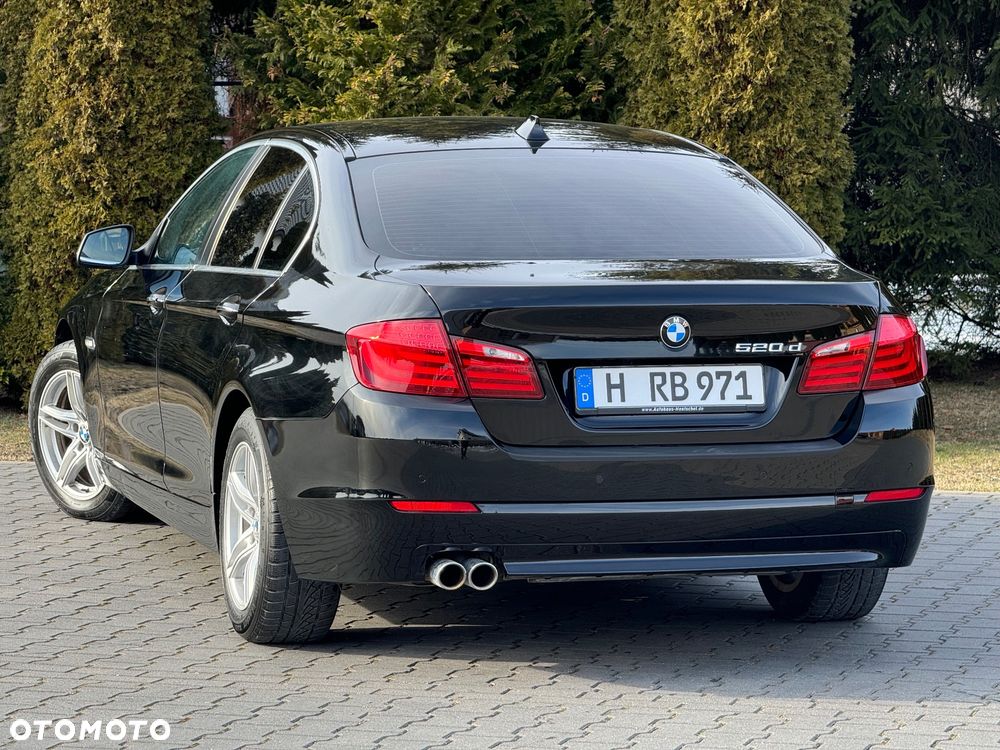 BMW Seria 5 - 25