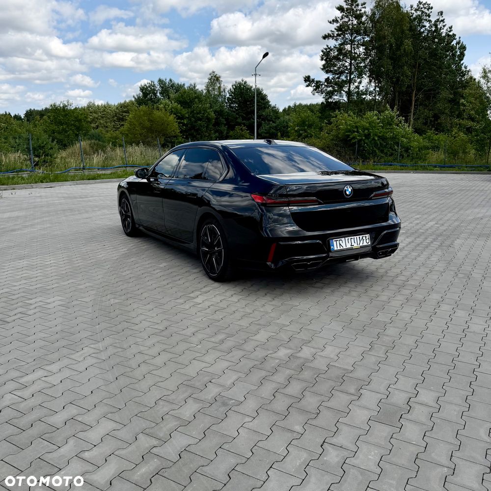 BMW Seria 7 M760e PHEV xDrive sport - 6