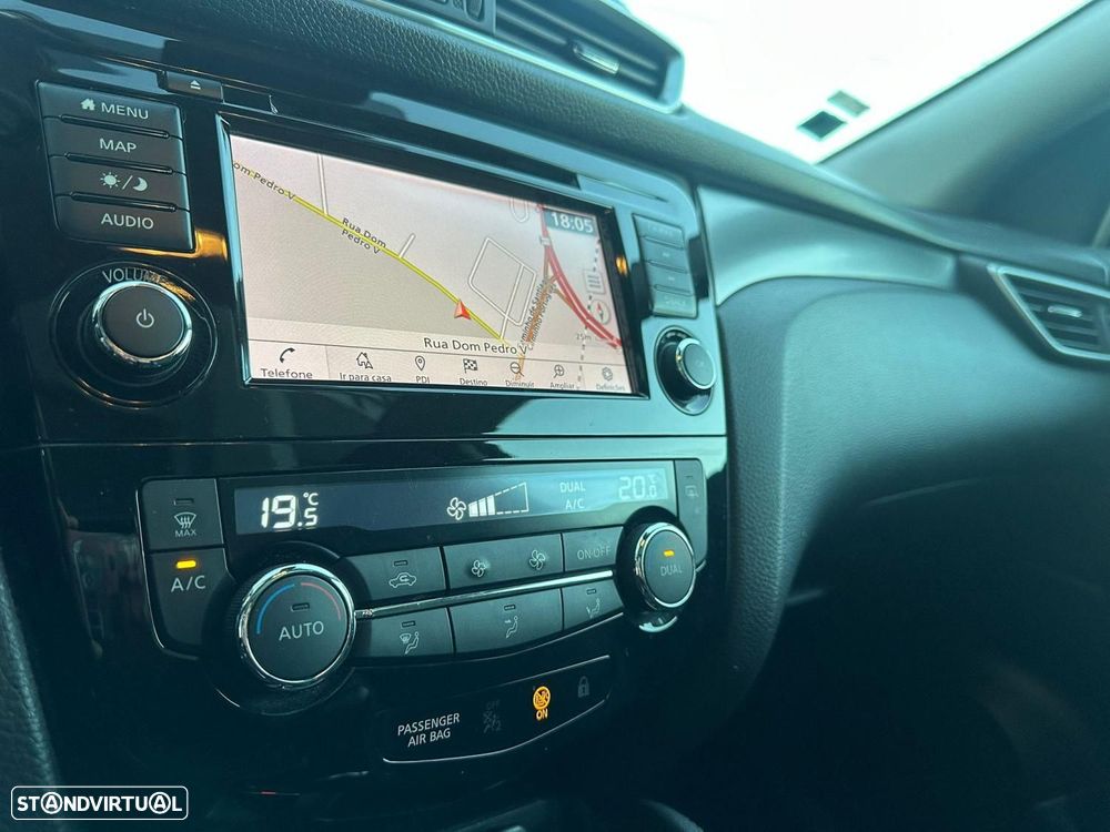 Nissan Qashqai 1.3 DIG-T N-Connecta LED+SKY - 14