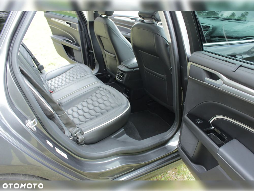 Ford Mondeo SW TDCi Bi-Turbo PowerShift-Aut Vignale - 17