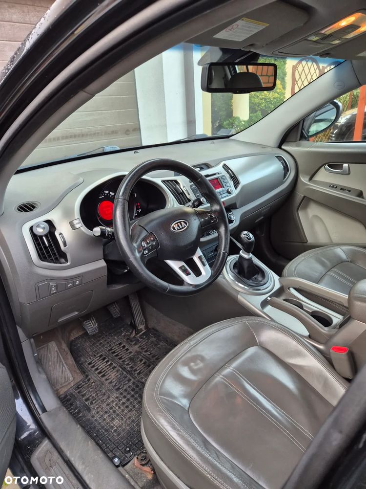 Kia Sportage 1.7 CRDI XL 2WD - 10