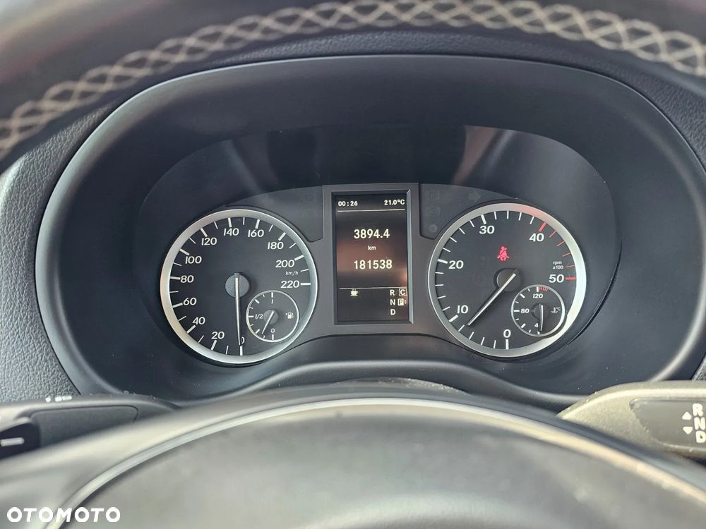 Mercedes-Benz Vito - 15