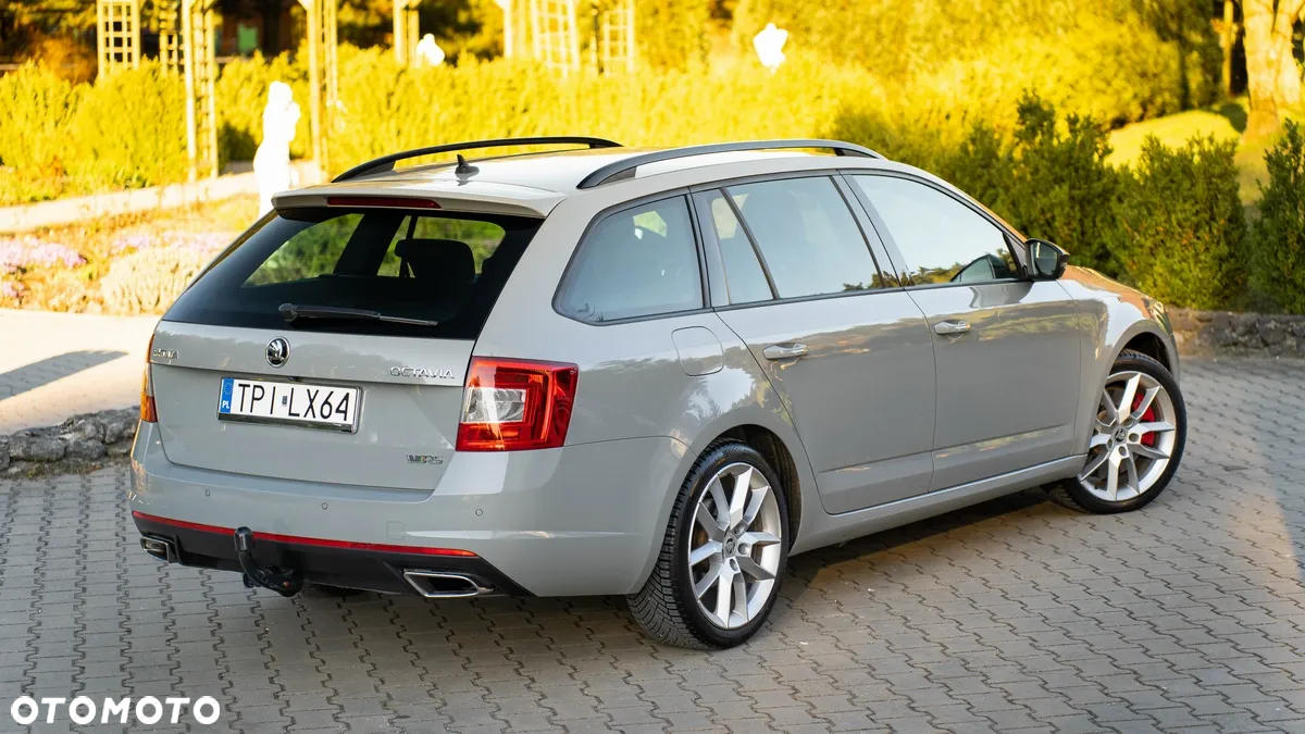Skoda Octavia 2.0 TDI RS DSG - 15