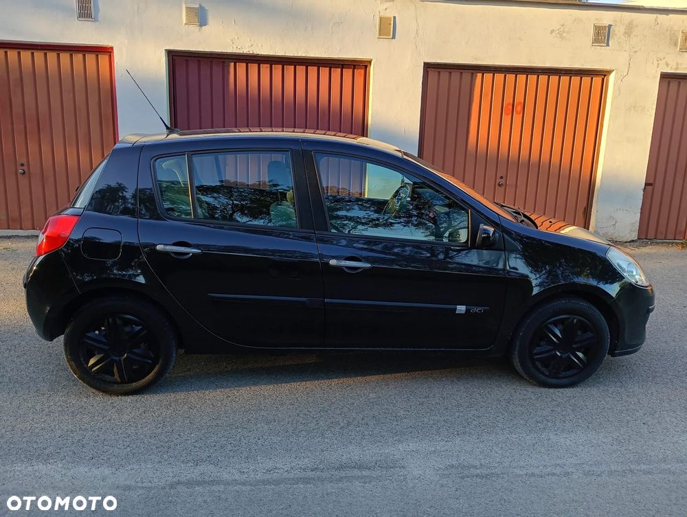 Renault Clio 1.5 dCi Extreme - 18