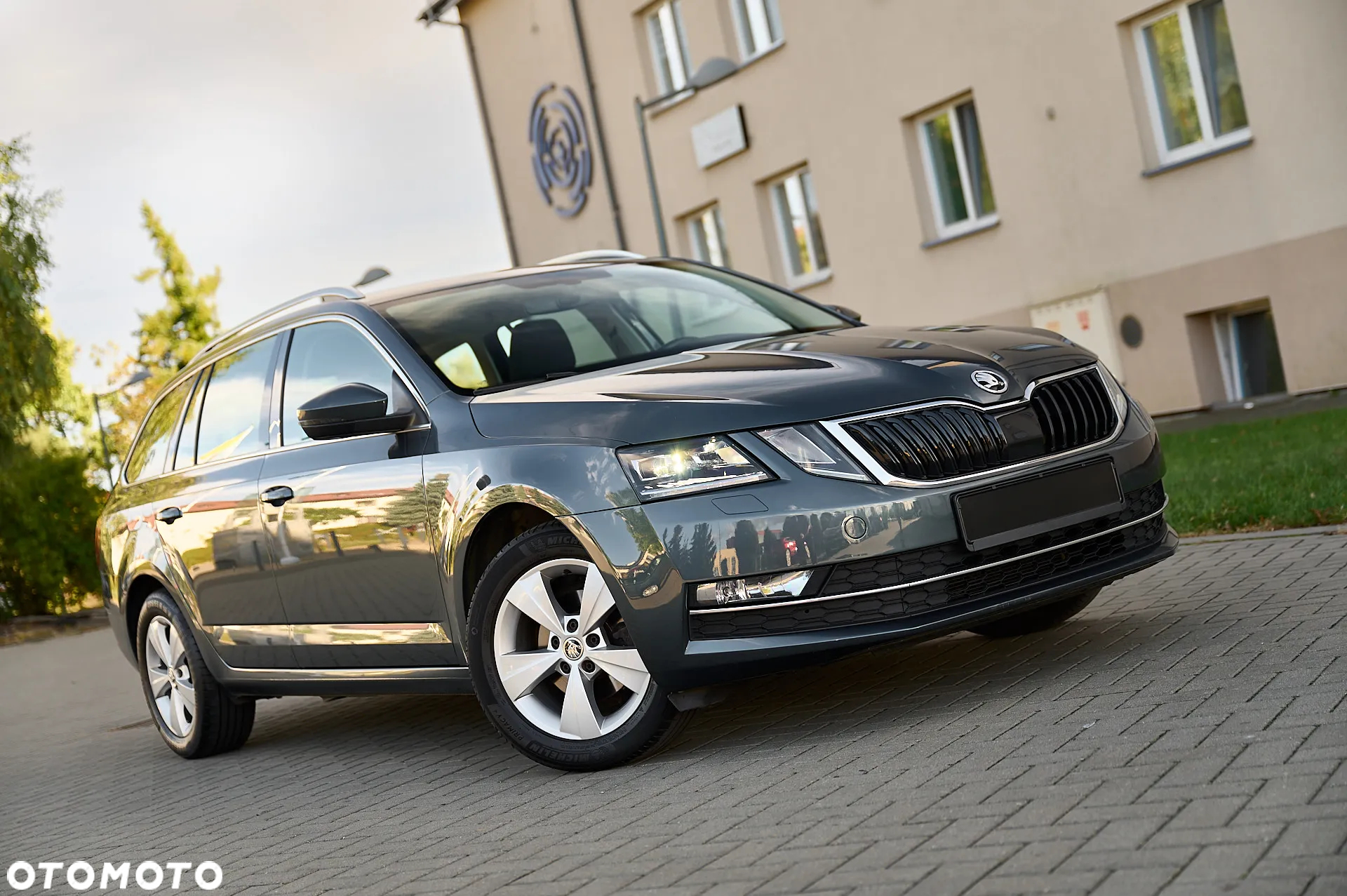 Skoda Octavia Combi 1.6 TDI DSG Ambition - 16