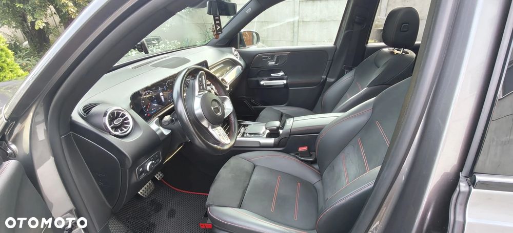 Mercedes-Benz GLB 200 d 4-Matic AMG Line 8G-DCT - 25