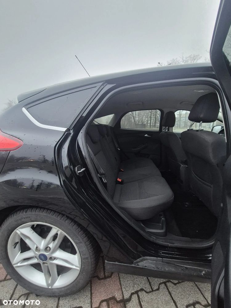 Ford Focus 1.5 EcoBoost Titanium ASS - 12