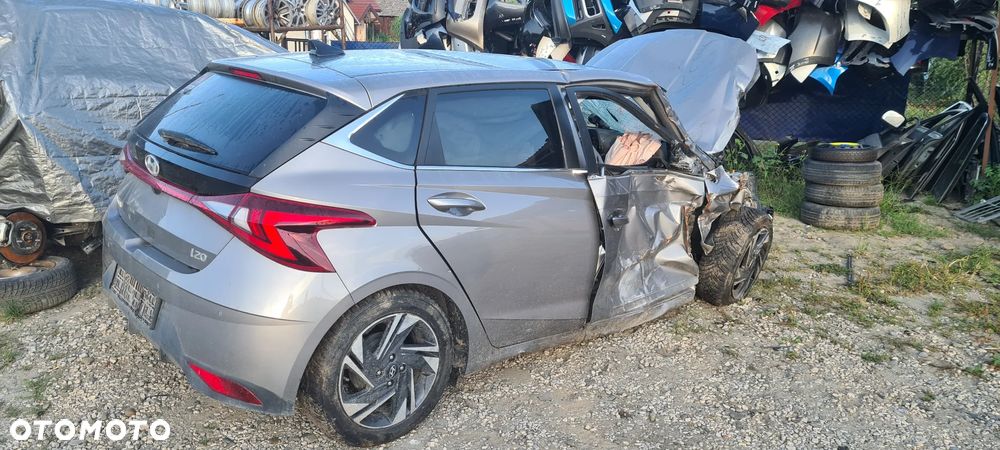 Hyundai I20 21- silnik 1,2 g4lf maska drzwi klapa bagażnika  lak. r3w - 1