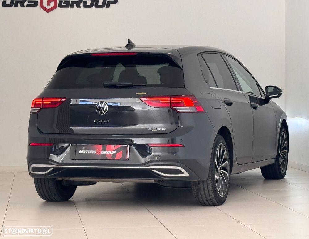 VW Golf - 25