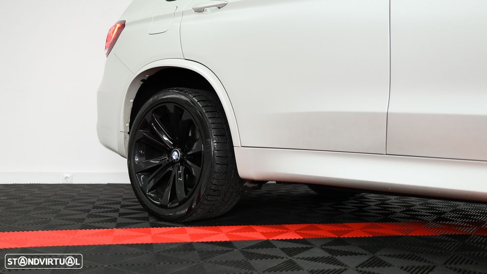 BMW X5 40e xDrive Pack M - 19