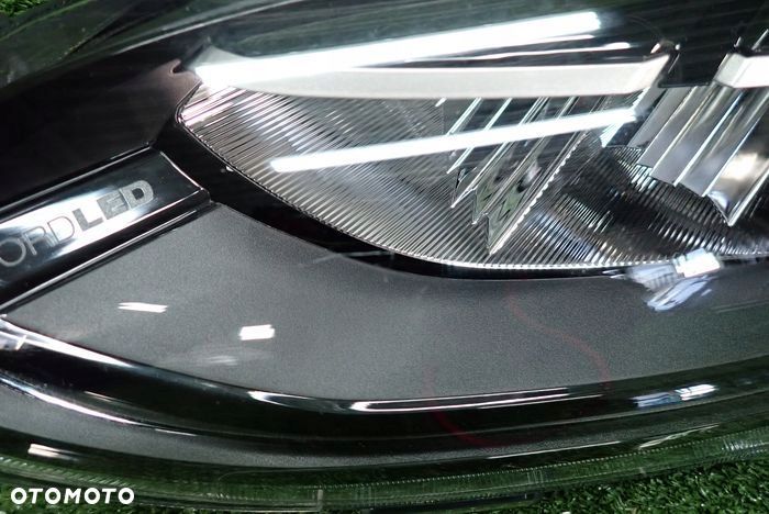 FORD FIESTA MK8 VIII LED 17- reflektor lewy lampa lewa - 3