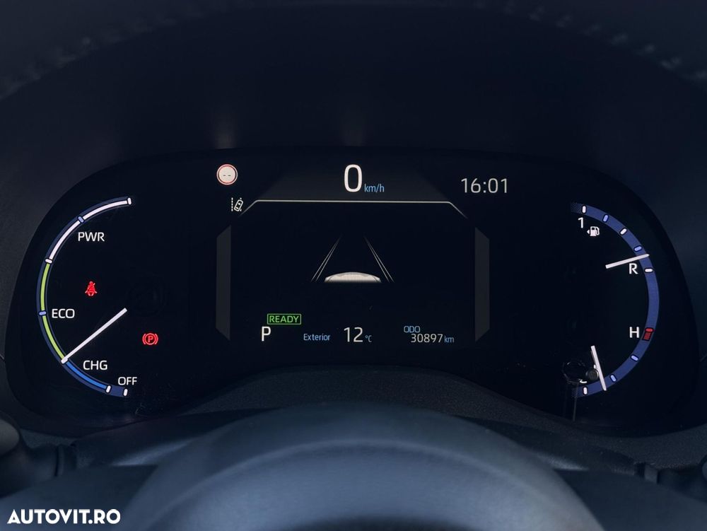 Toyota Yaris Cross - 17