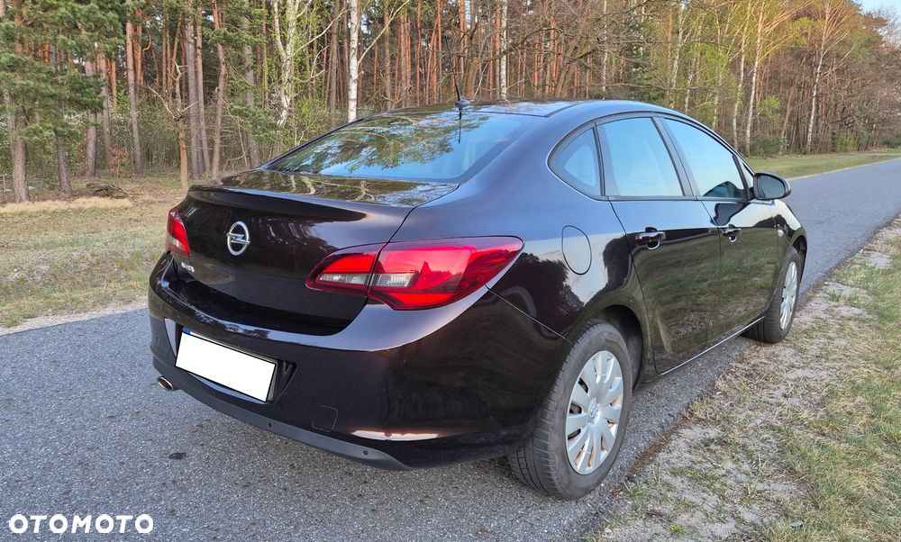 Opel Astra - 8