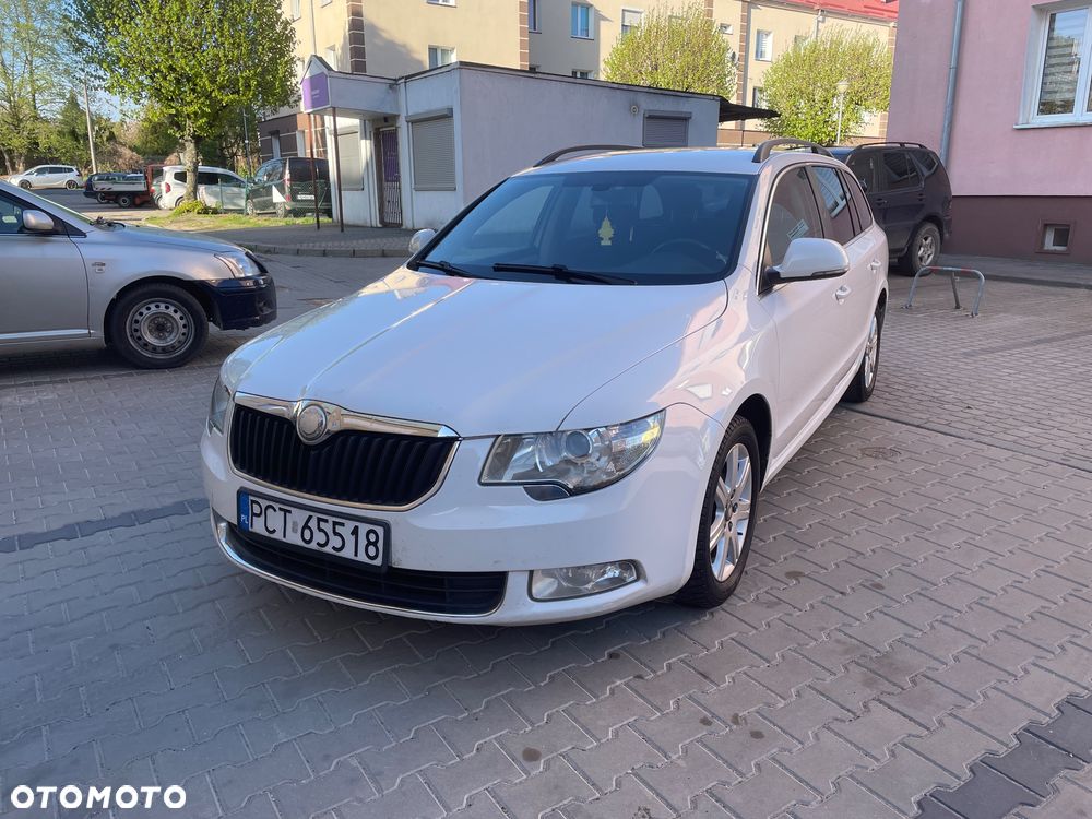 Skoda Superb 2.0 TDI Elegance - 2