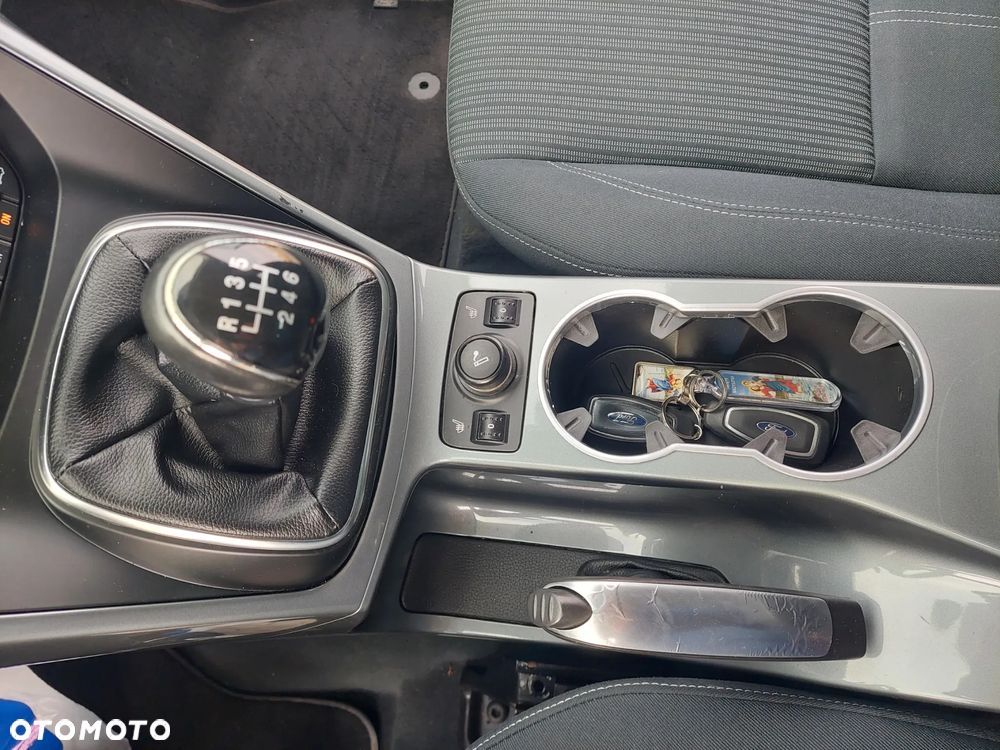 Ford C-MAX 2.0 TDCi Champions Edition - 26