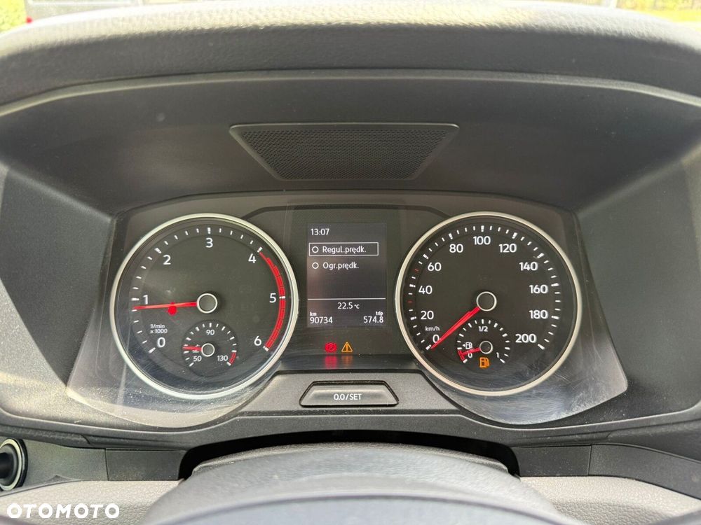Volkswagen Crafter 35 furgon 140KM 3640 - 20