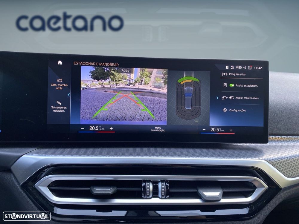 BMW 330 e Pack Desportivo M Pro Auto - 10