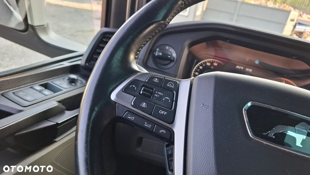 MAN TGX 18.510 GX / LL SA / LOW DECK / MEGA / RETARDER / SALON PL - 28