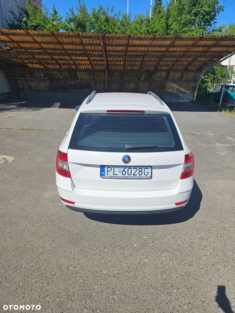 Skoda Octavia 1.6 TDI Business - 4