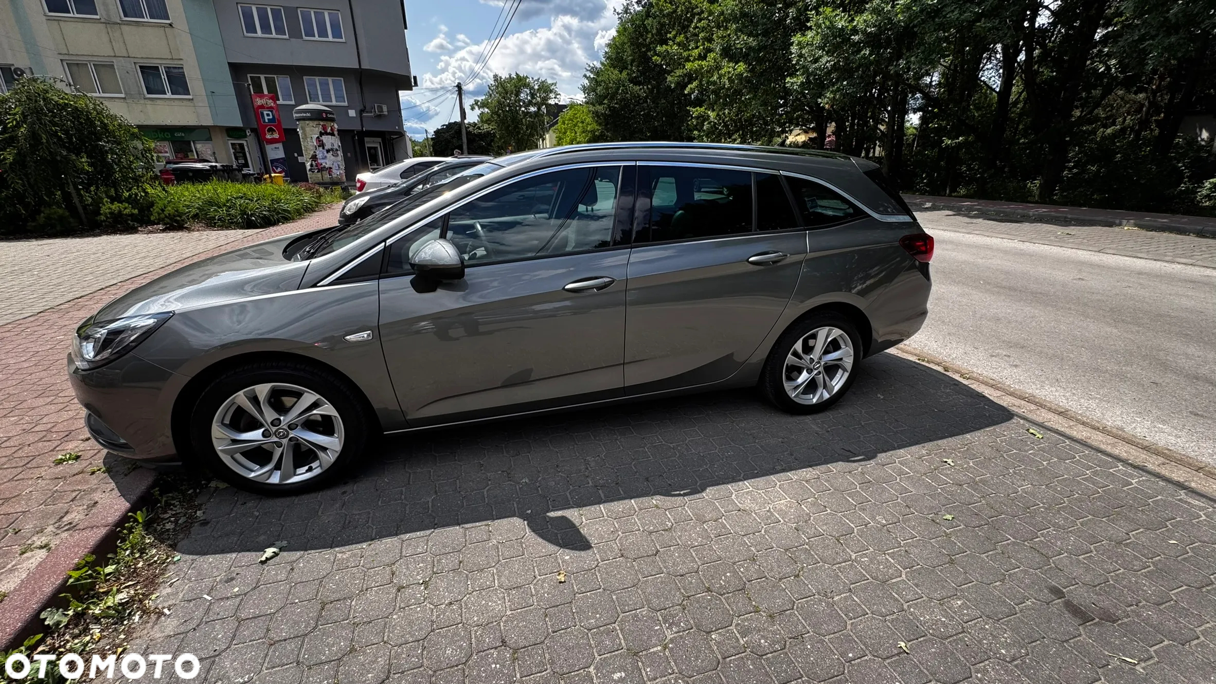 Opel Astra V 1.4 T Dynamic S&S - 4