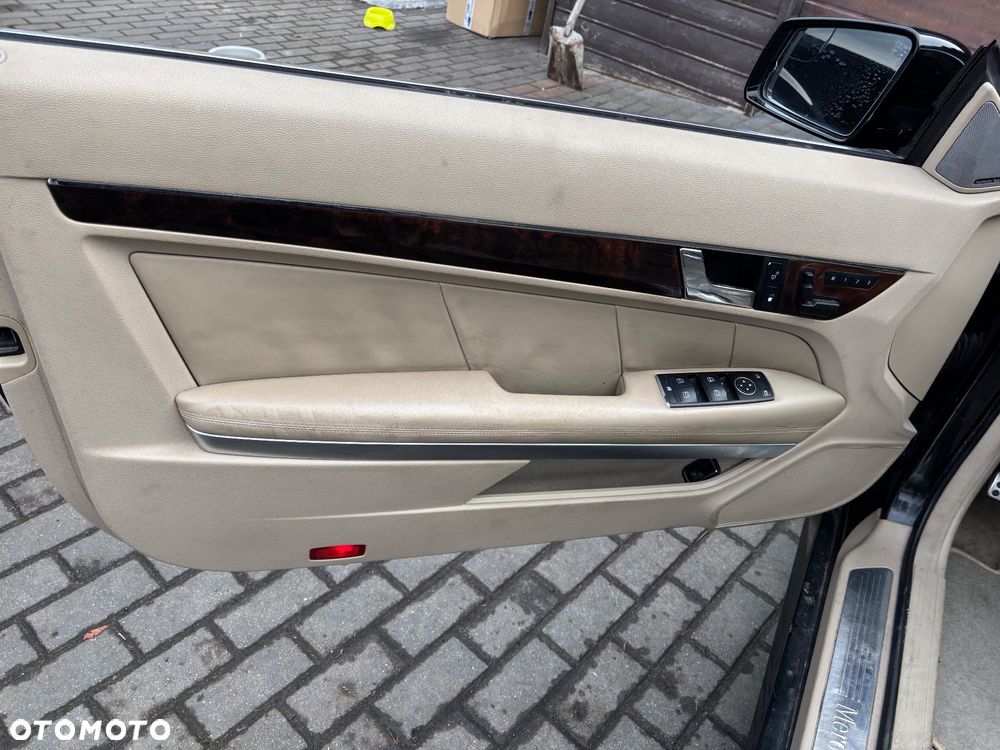 Mercedes-Benz Klasa E - 8