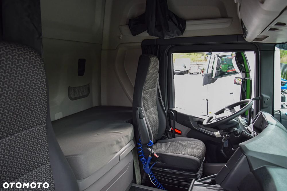 Scania R450 / EURO 6 / RETARDER / KLIMATYZACJA POSTOJOWA / ACC / KLIMA / LEDY / NISKI PRZEBIEG / SERWISOWANA / SPROWADZONA - 37