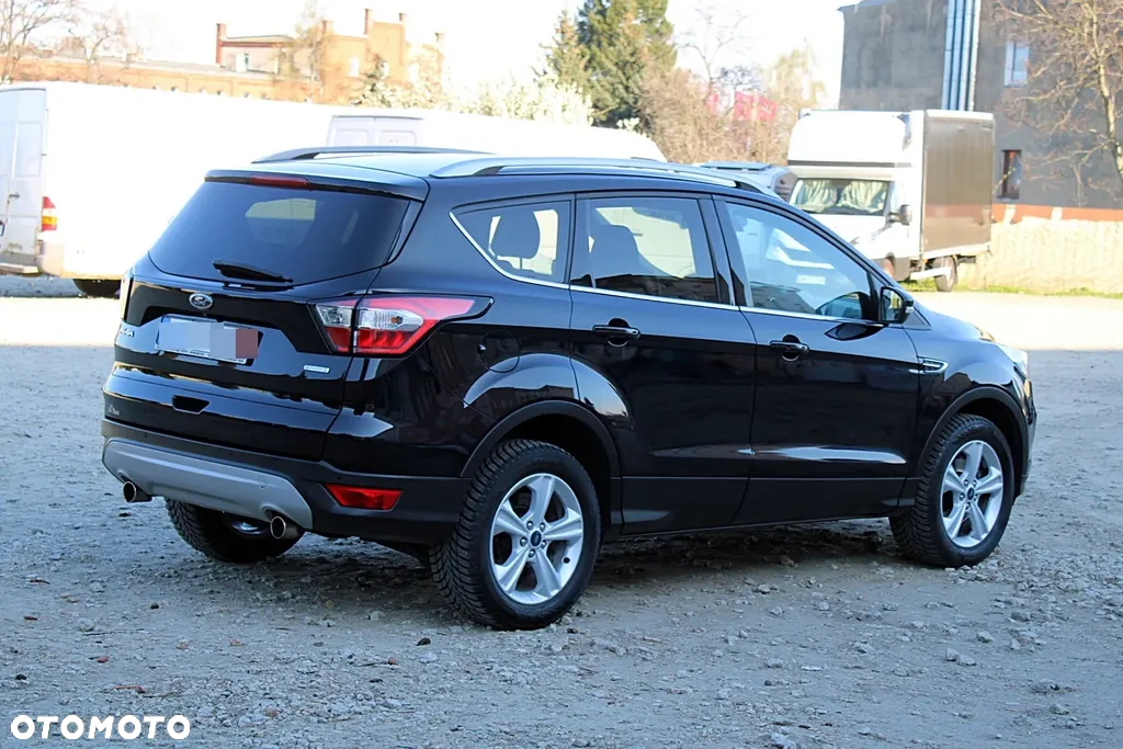 Ford Kuga 1.5 EcoBoost 2x4 Titanium - 10